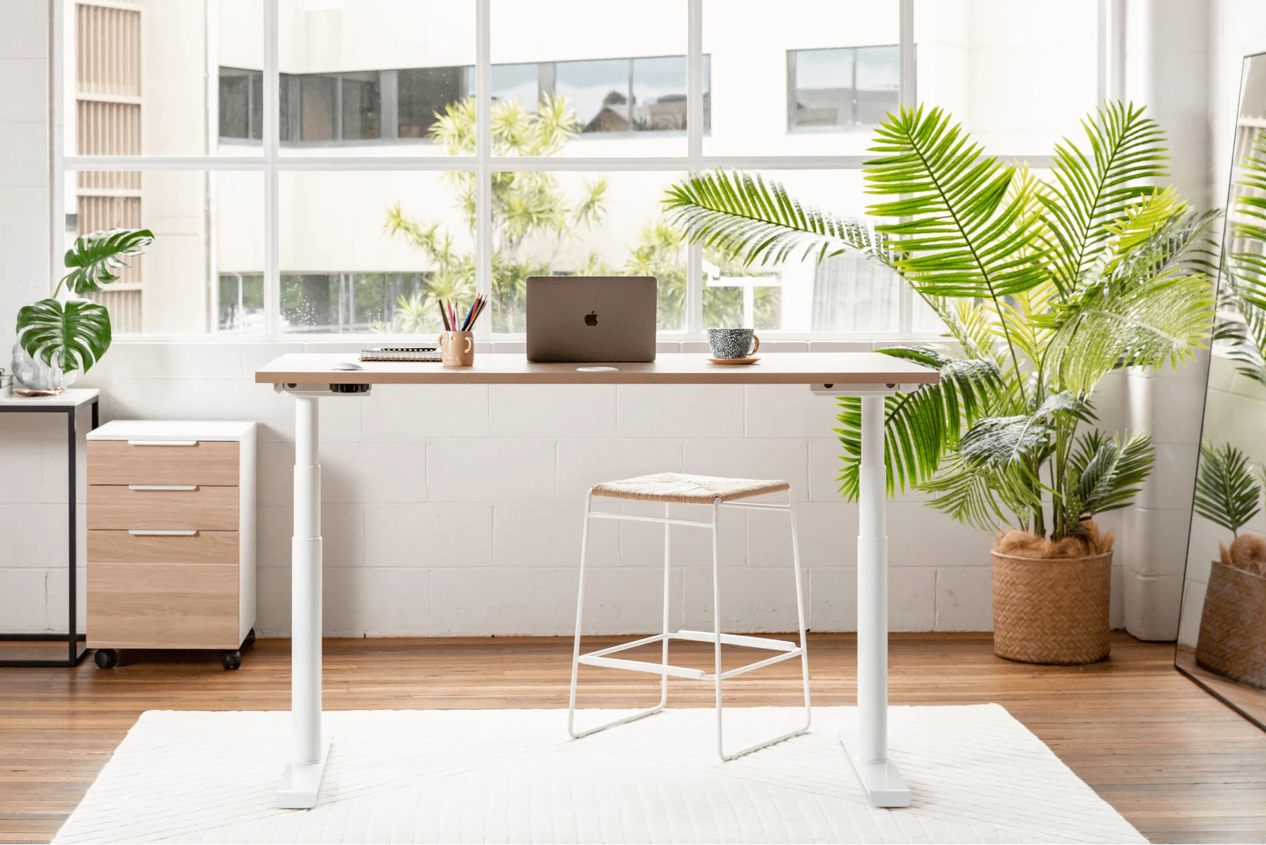 7 Tips to Creating a Holistic Workspace