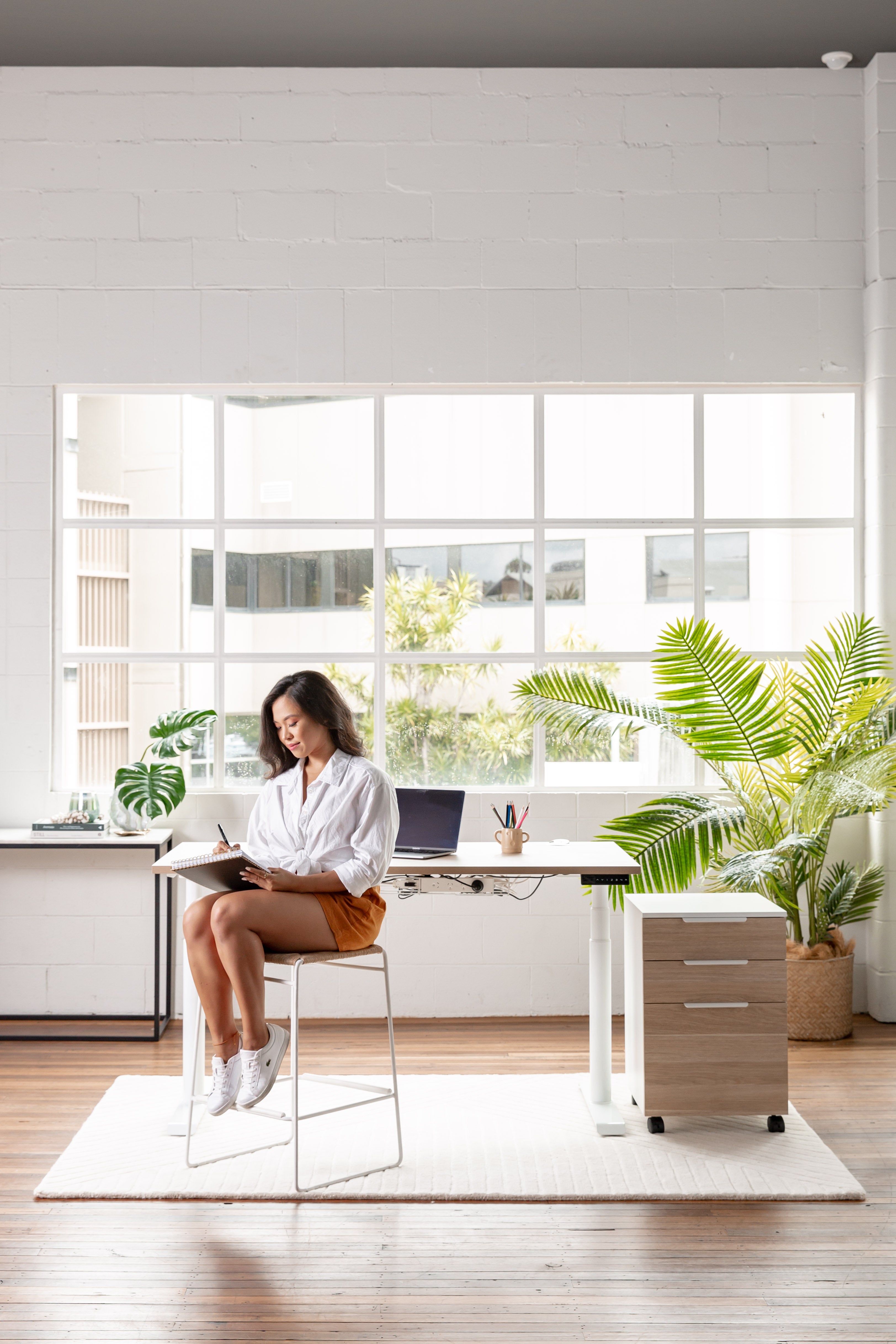 The Ava: Sit-to-Stand Workspace Bundle
